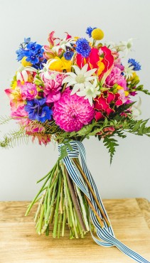 Bold-Bright-Floral-Wedding-Bride-Bouquet
