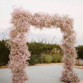 -IMAGE-7---Large-Flowers----floral-Instilation---weddings-largerthanlife-floralinstallationsjpg