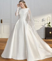 IMAGE-7----Winter-Wedding-Dress---St-Patrick--MUSSET-