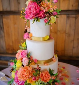 IMAGE 13 - Summer Floral Wedding Cake - Fruit Fresh Flowers
