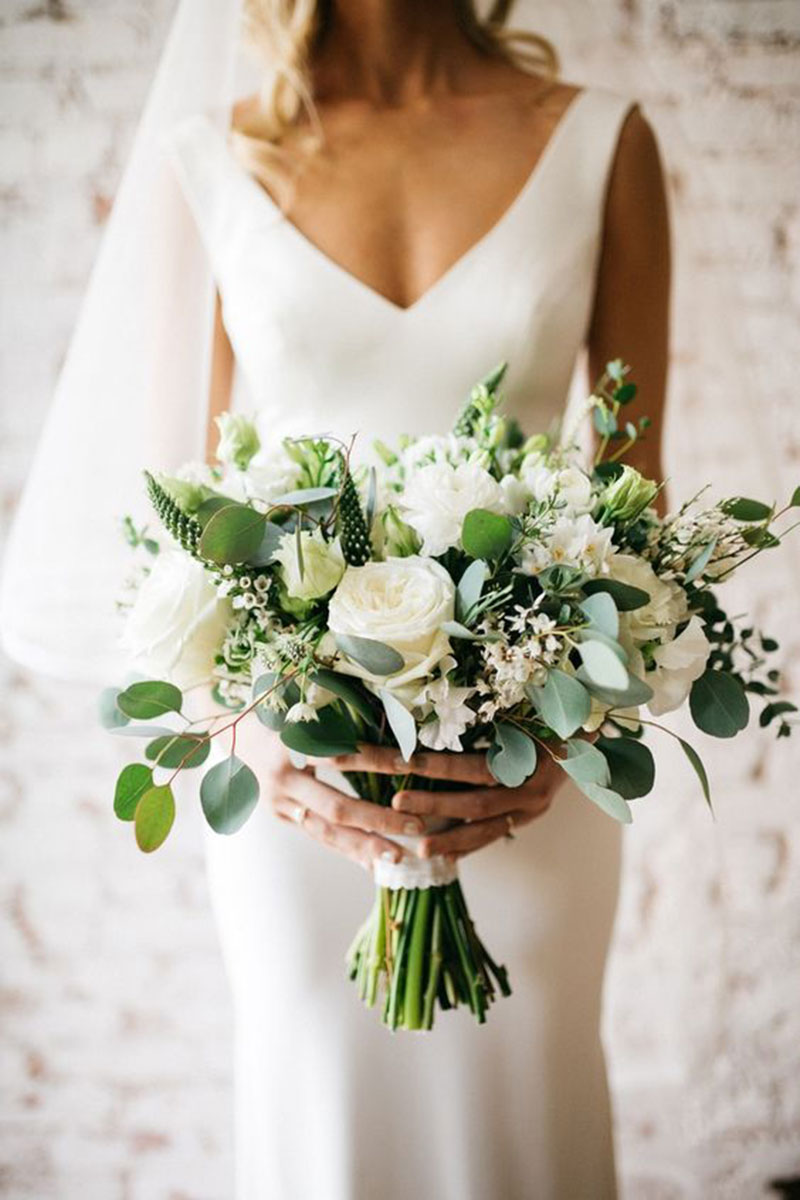 MAIN-IMAGE---White-Wedding-Flowers-Bridal-Bouquet-