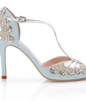 IMAGE-6---Bluebell-Bridal-Shoes,-£745,-EMMY-LONDON-